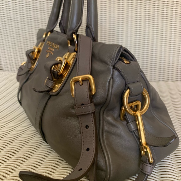 🐨PRADA🐨 - Picture 3 of 8